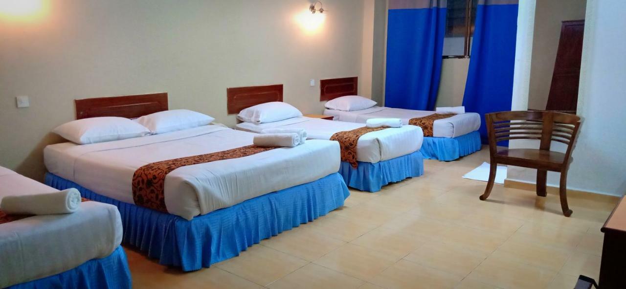 Hotel K T Mutiara Куала Теренгану Екстериор снимка